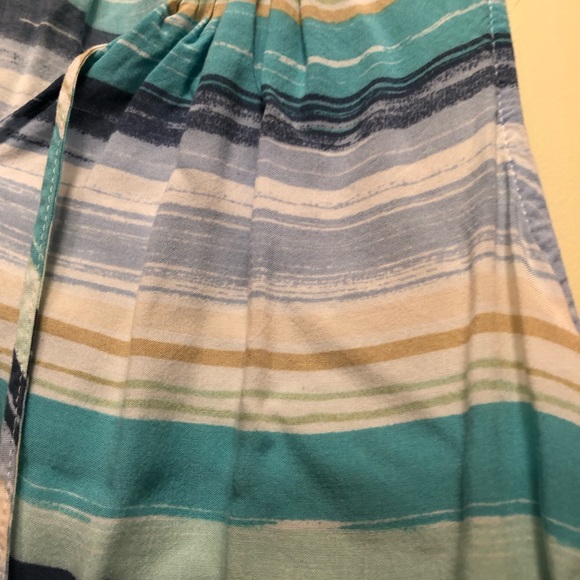 Top - Picture 2 of 3